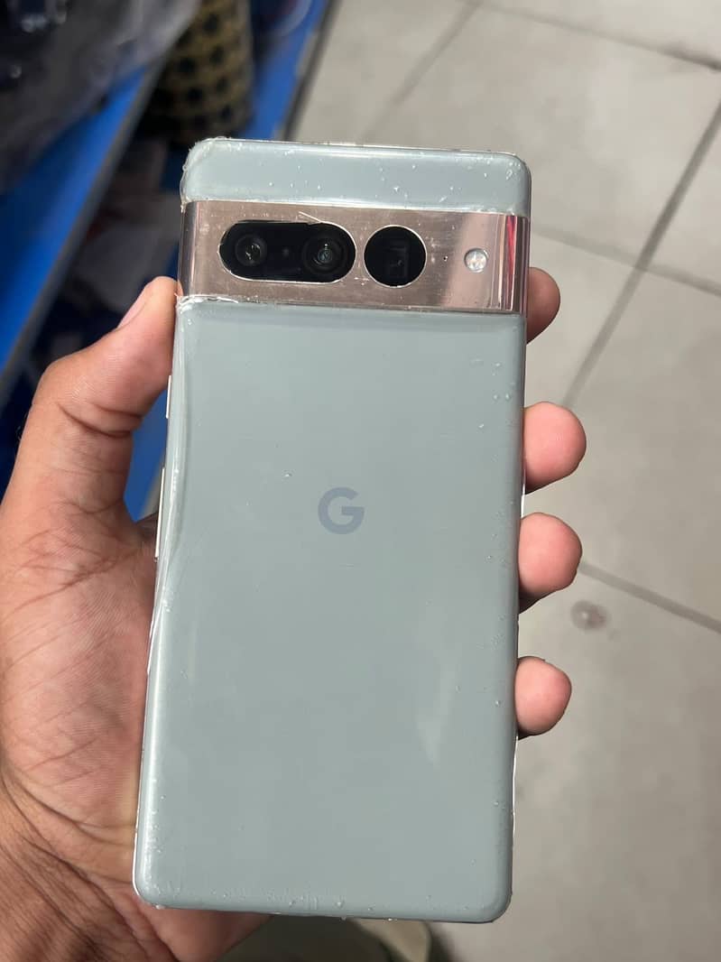 Google Pixel 7 Pro 4