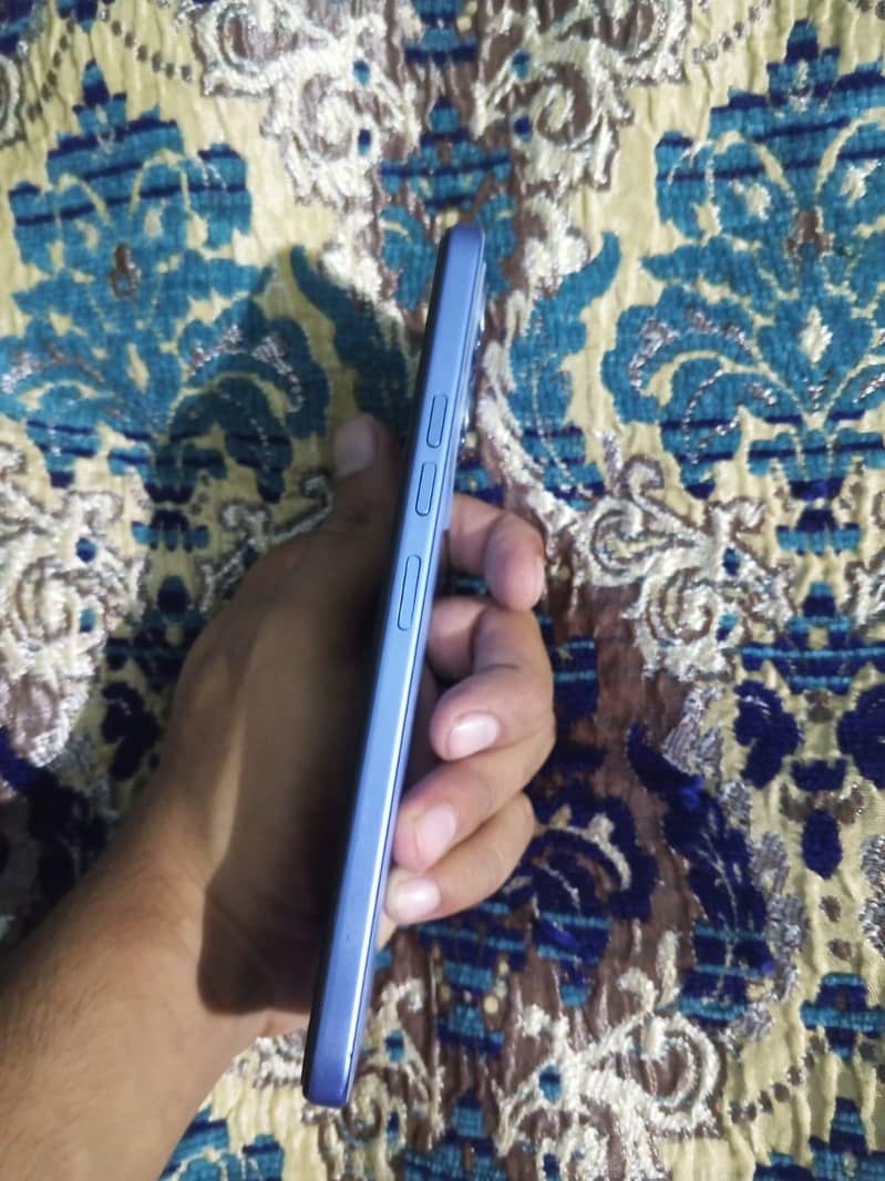 Tecno Spark 4 4