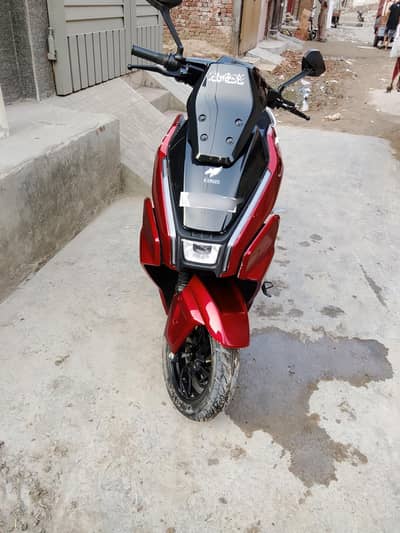 Electric Scooty Evoo e cruise model