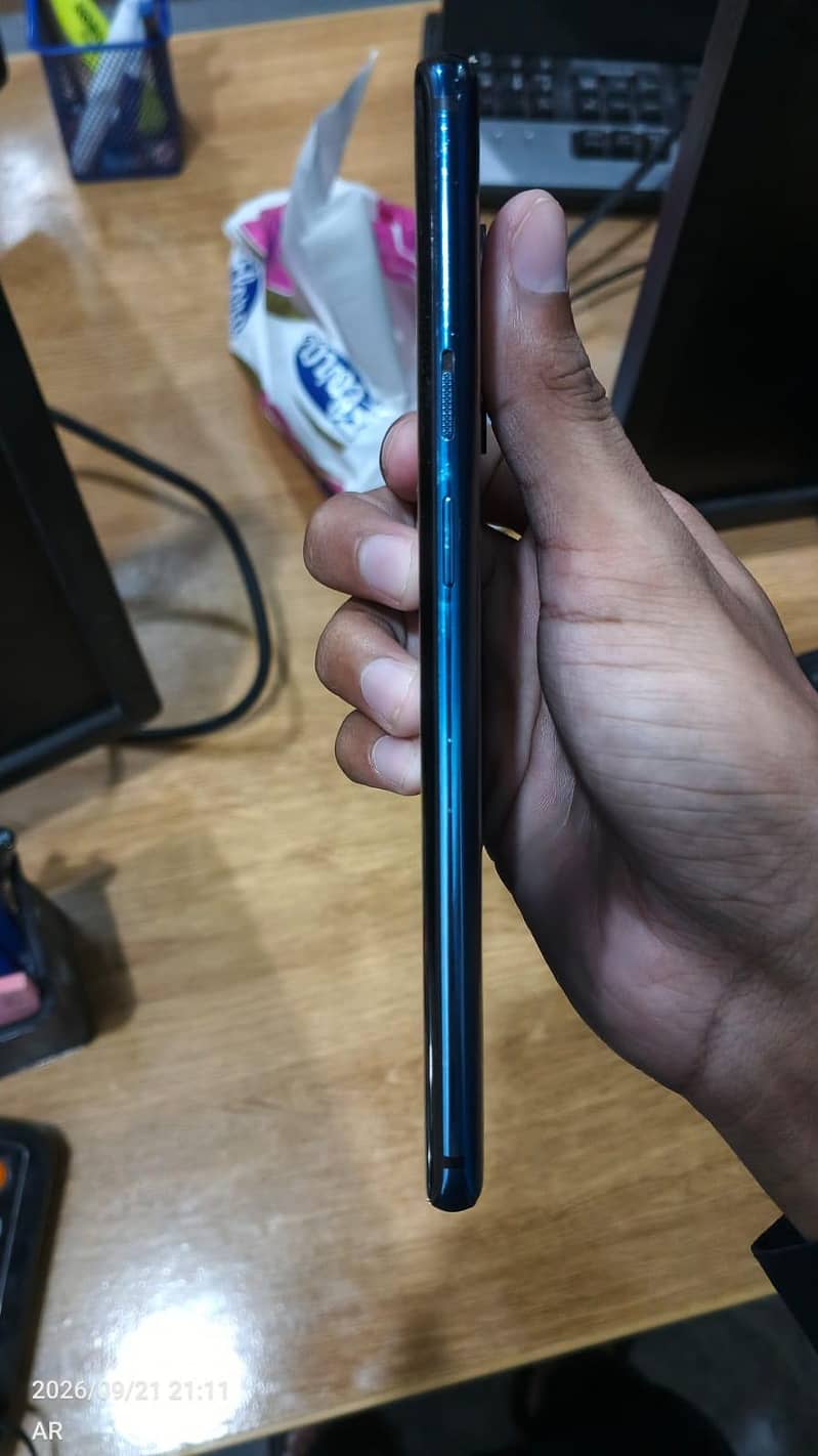 One Plus 7 Pro 8/256 3