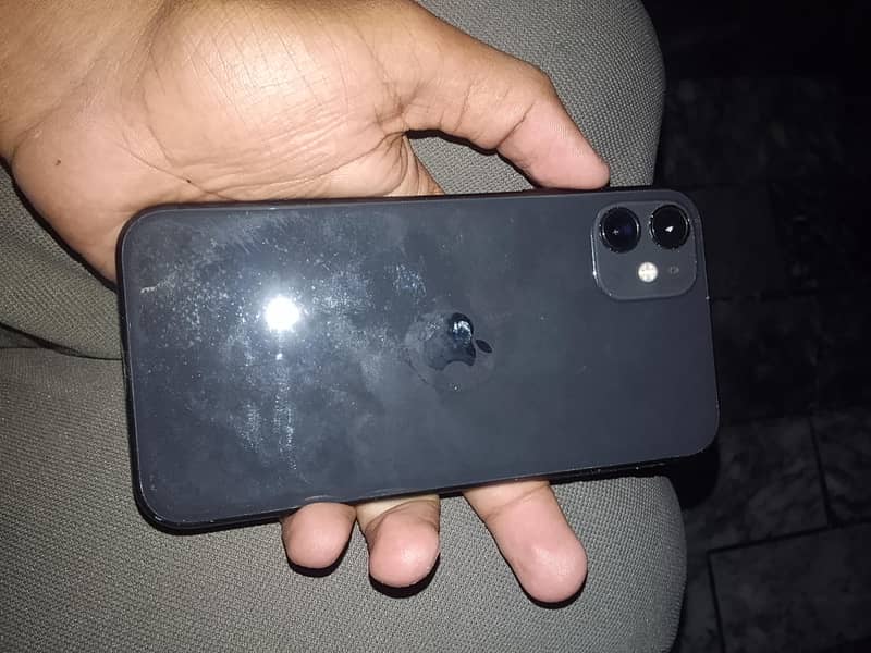 Apple iPhone 11 3