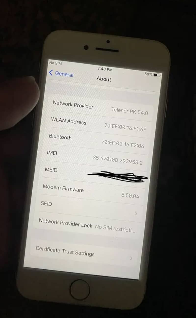Apple iPhone 8 4