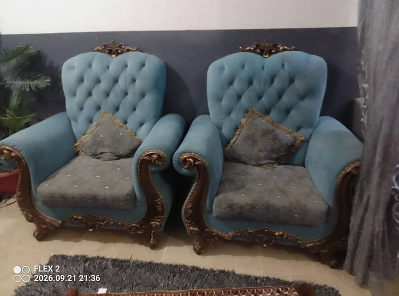 sofa plus small table 0