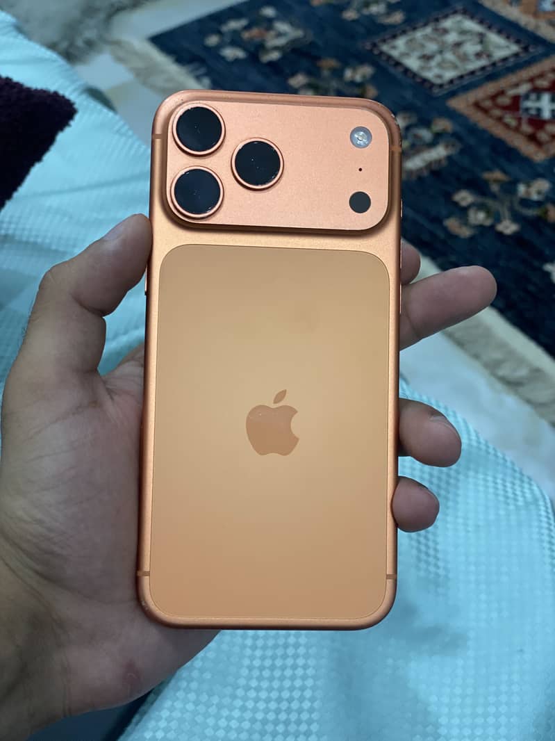 Apple iPhone 17 Pro Max 0