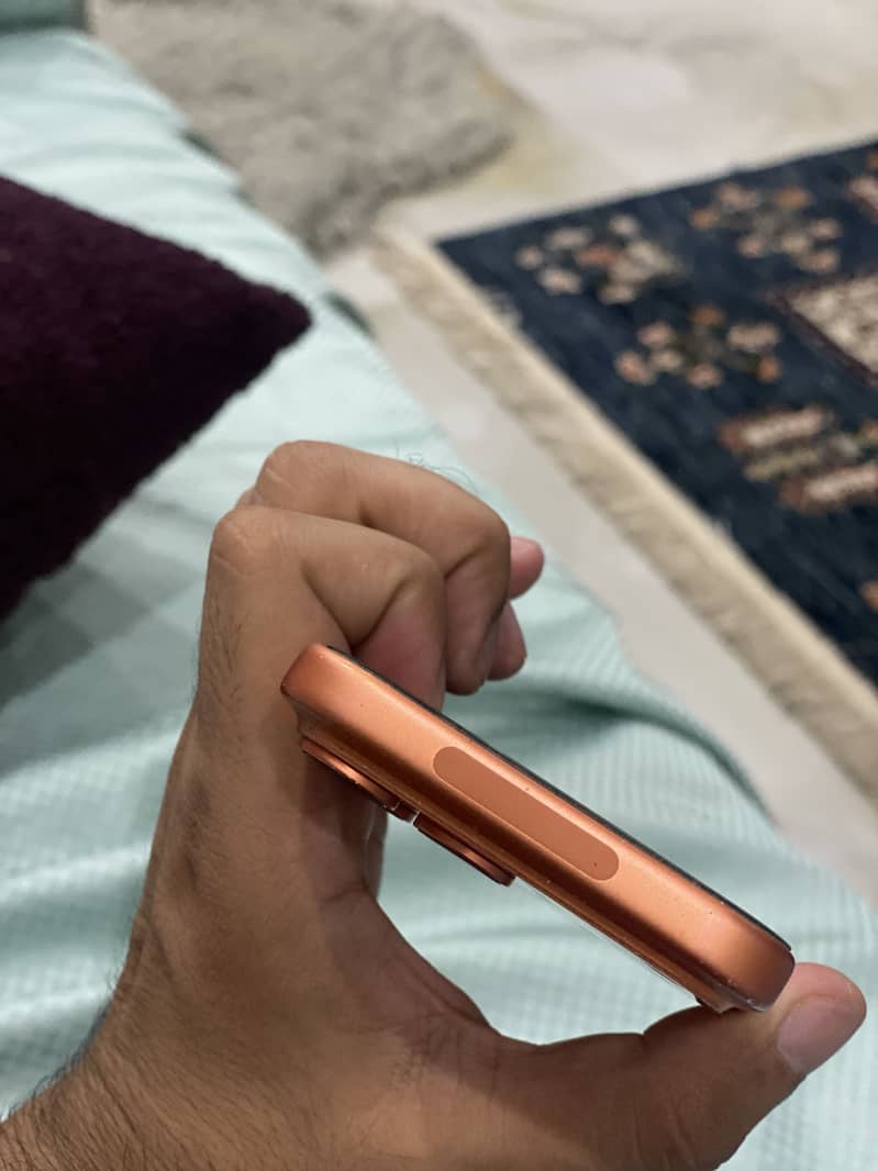 Apple iPhone 17 Pro Max 6