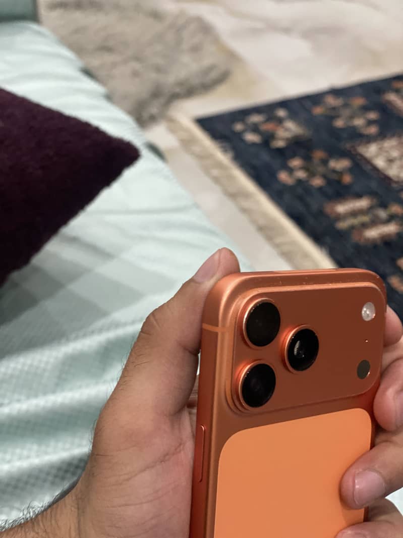 Apple iPhone 17 Pro Max 7