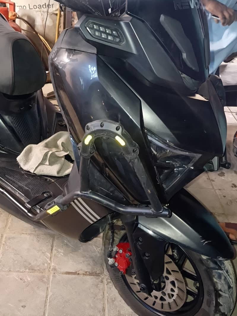 REVOO E-52 almost original condition 10/10 9