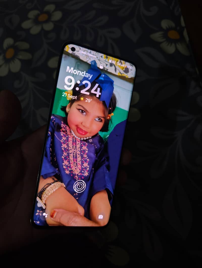 One Plus 10 Pro 5