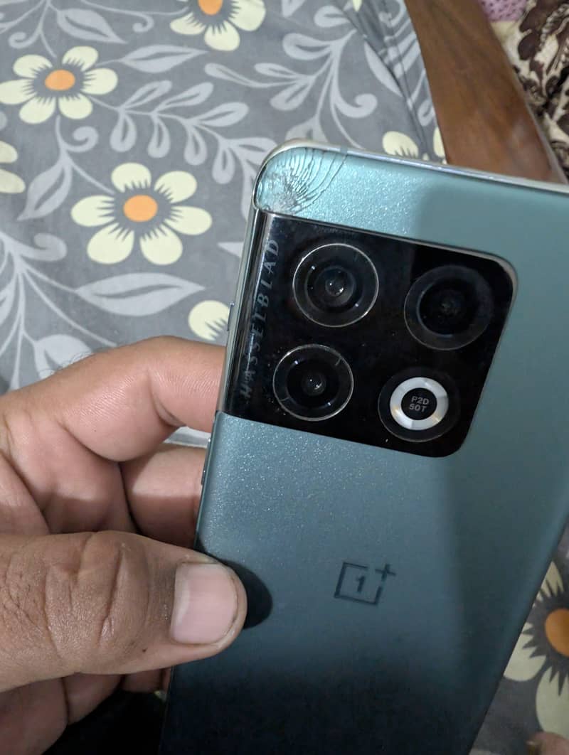 One Plus 10 Pro 7