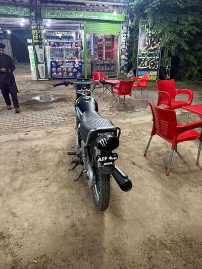 Honda 125 for sale 10 by 10 condection ha