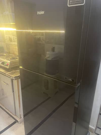 10/10 condition hair refrigerator