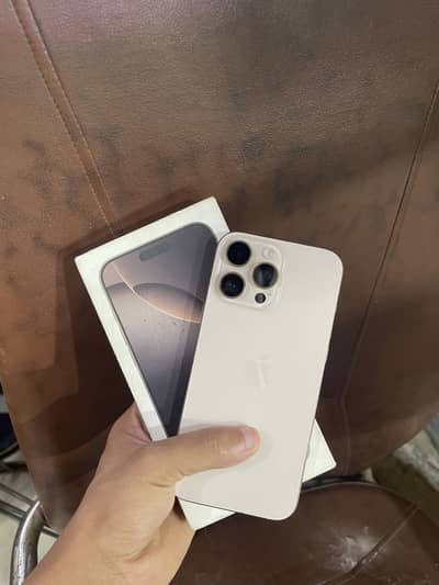 Apple iPhone 16 Pro Max