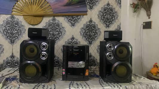 Panasonic CD player sounds system