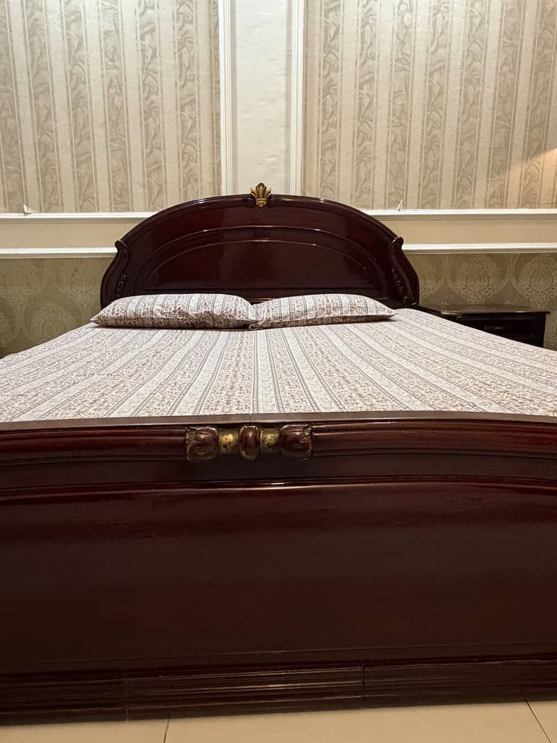 Queen side bed and side table 1