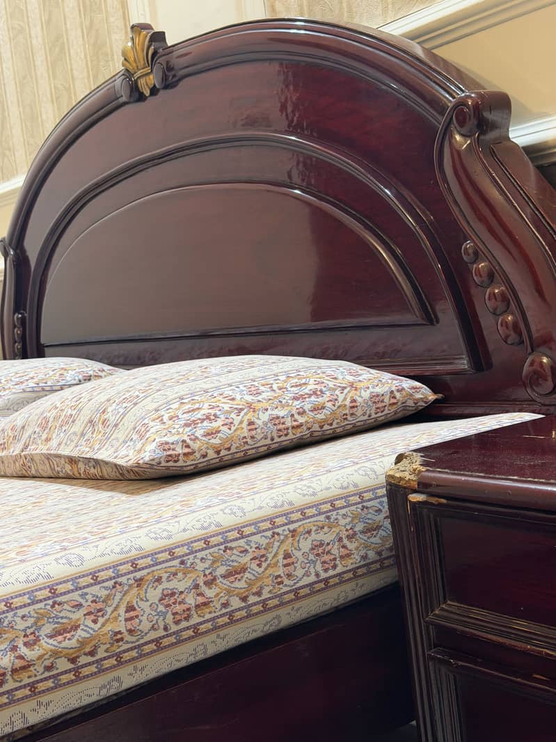 Queen side bed and side table 6