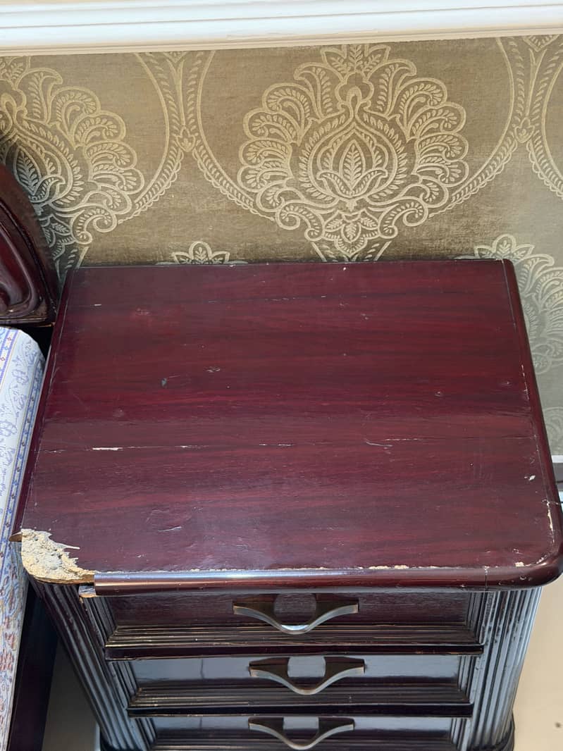 Queen side bed and side table 7