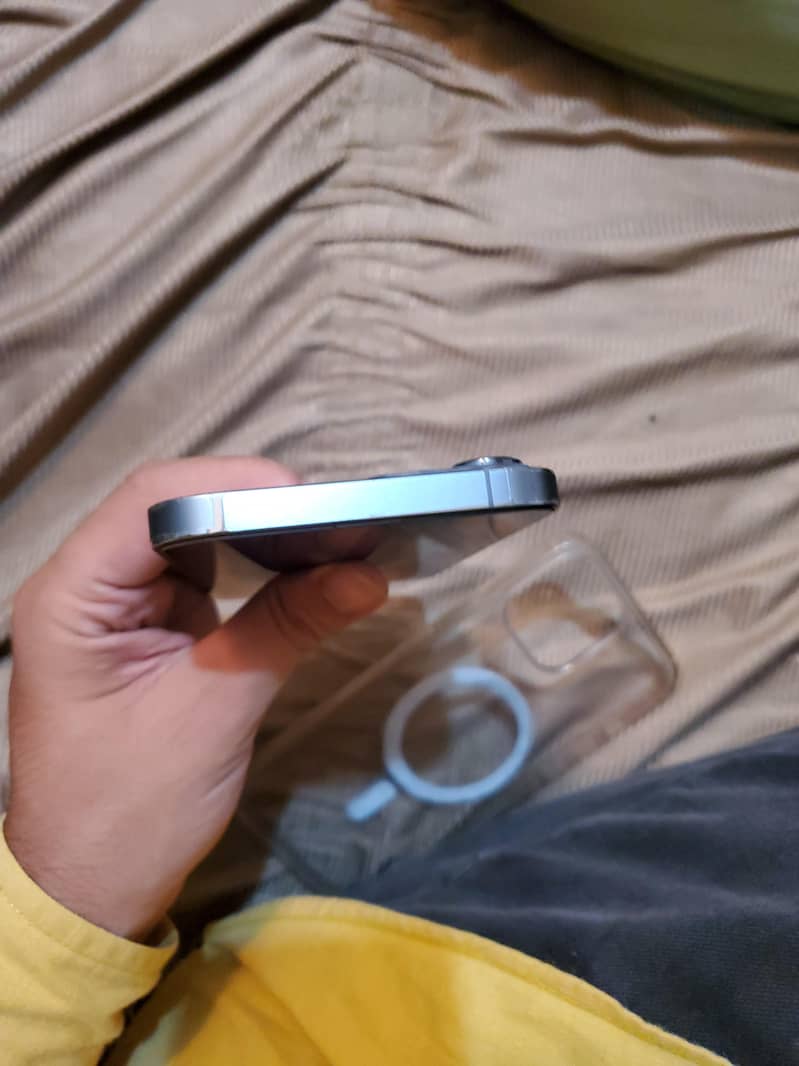 Apple iPhone 13 Pro Max 7