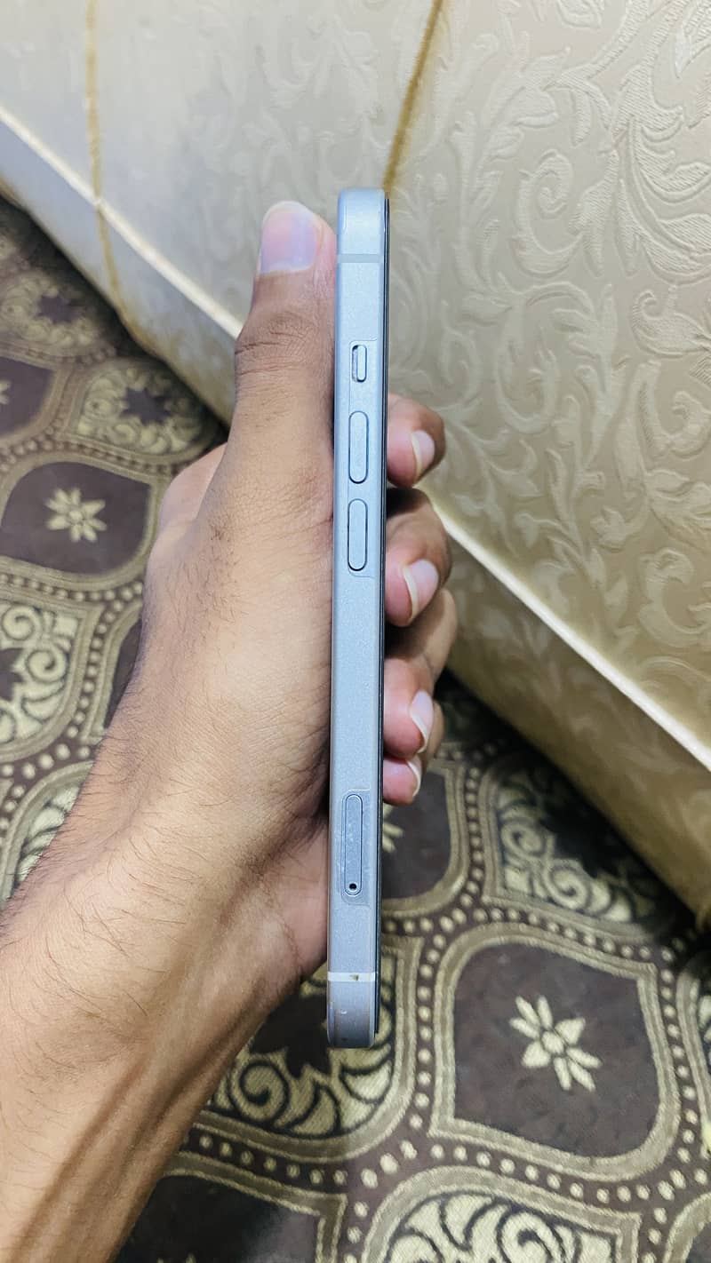 Apple iPhone 15 1