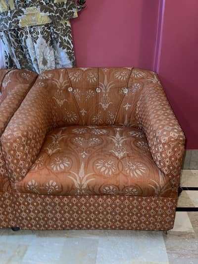 4 Seater sofa set neat and clean condition