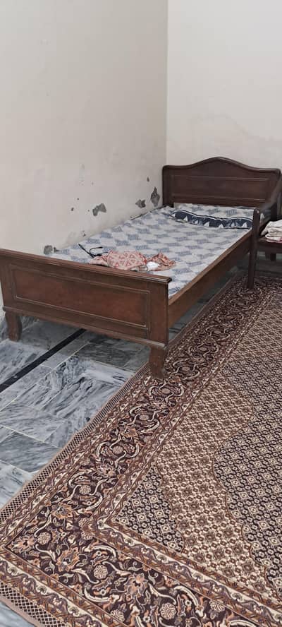 wood ka bad condition achi hai