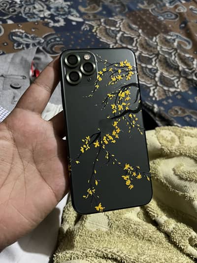 Iphone11 pro 10/10 condition 85 battery health