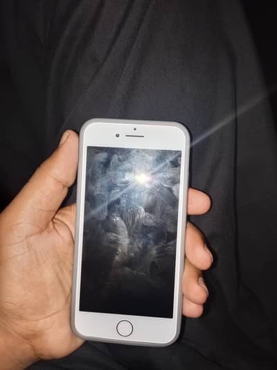 Apple iPhone 7