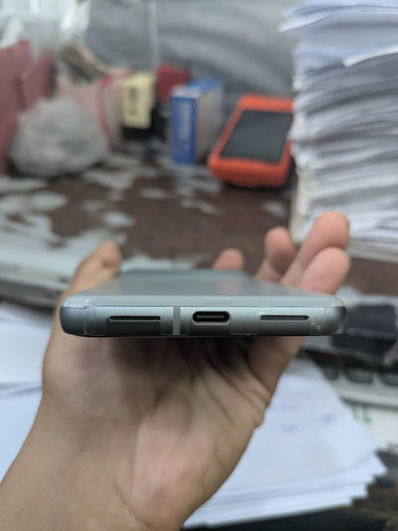 Google Pixel 8 2