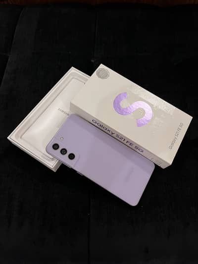 Samsung S21 FE 8/256 Official PTA with BOX