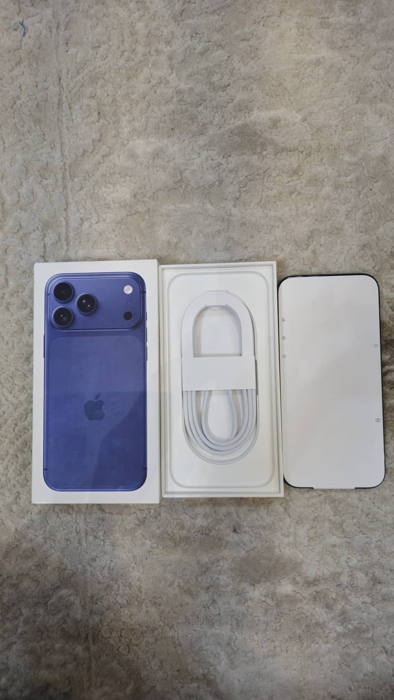 iphone 17 pro max E+E 1