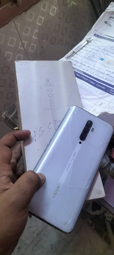 OPPO Reno 2f