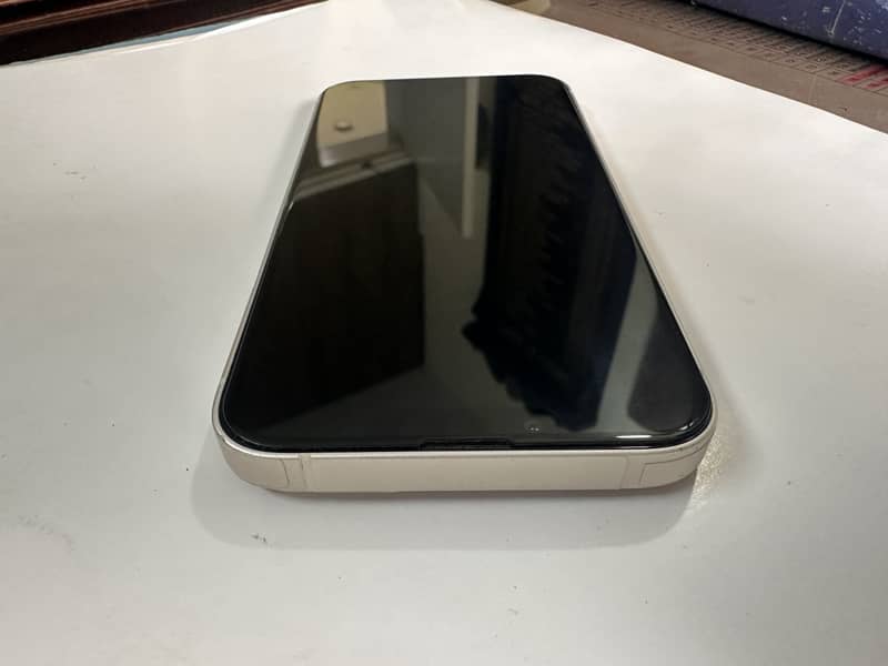 Apple iPhone 13 7