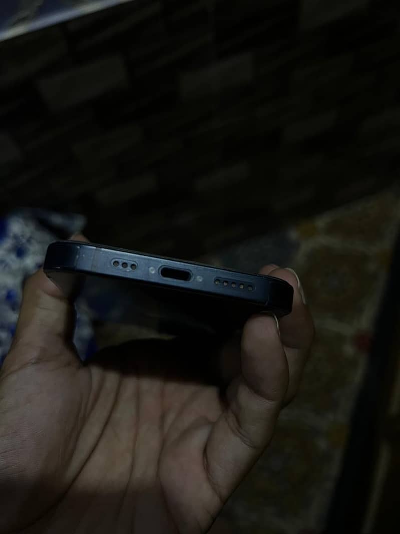 Apple iPhone 14 0