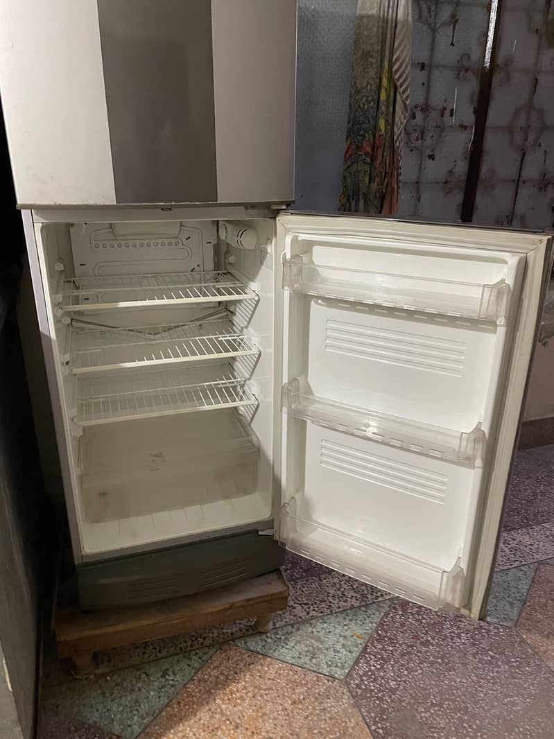 Used Fridge 1