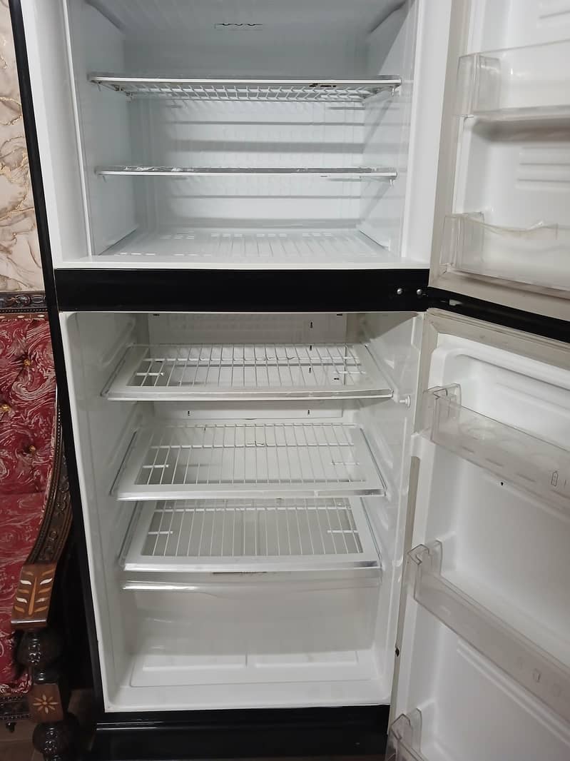 PEL large fridge, compressor needs replacement 1