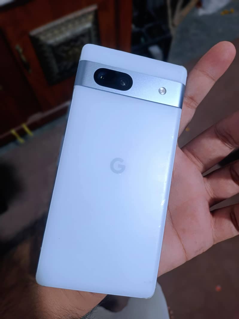 Google Pixel 7a 5