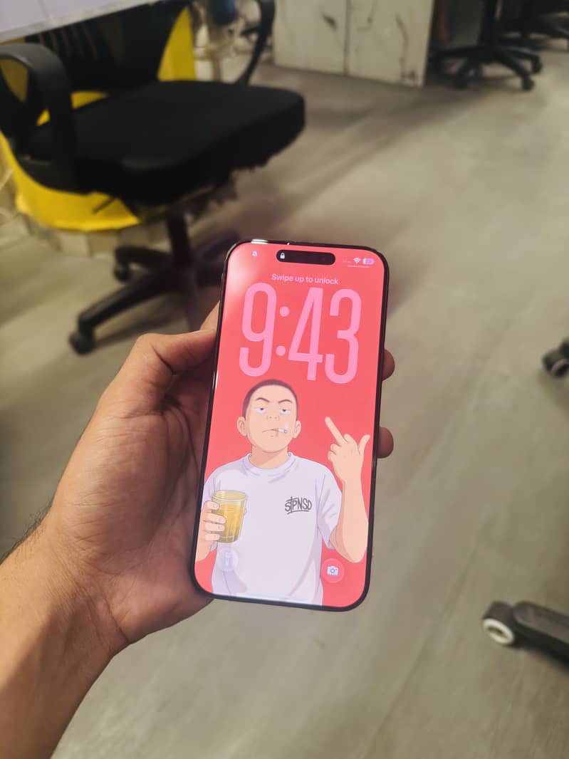 iPhone 16 Pro Max 0
