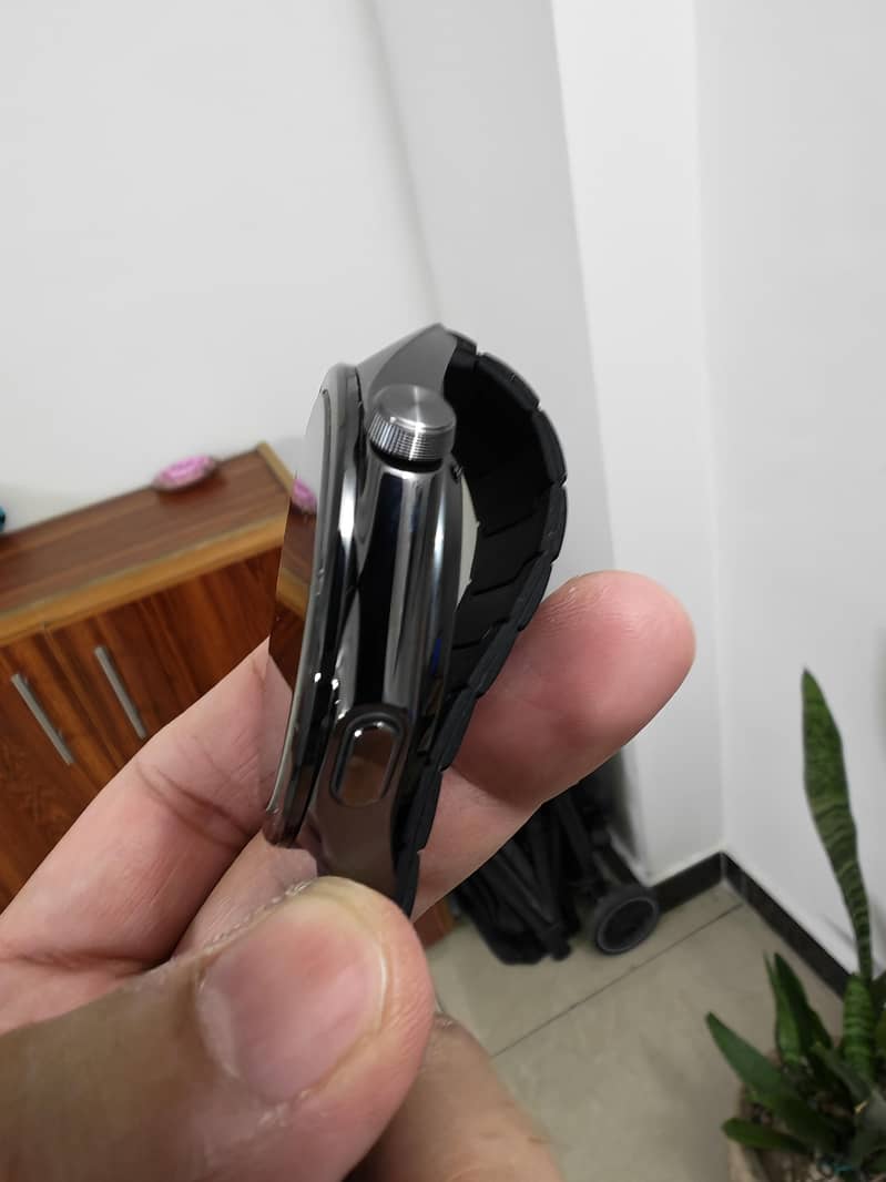 OnePlus watch 3 2