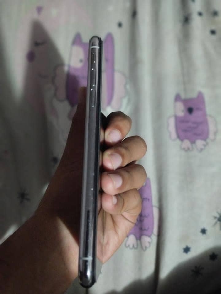 Apple iPhone X 0