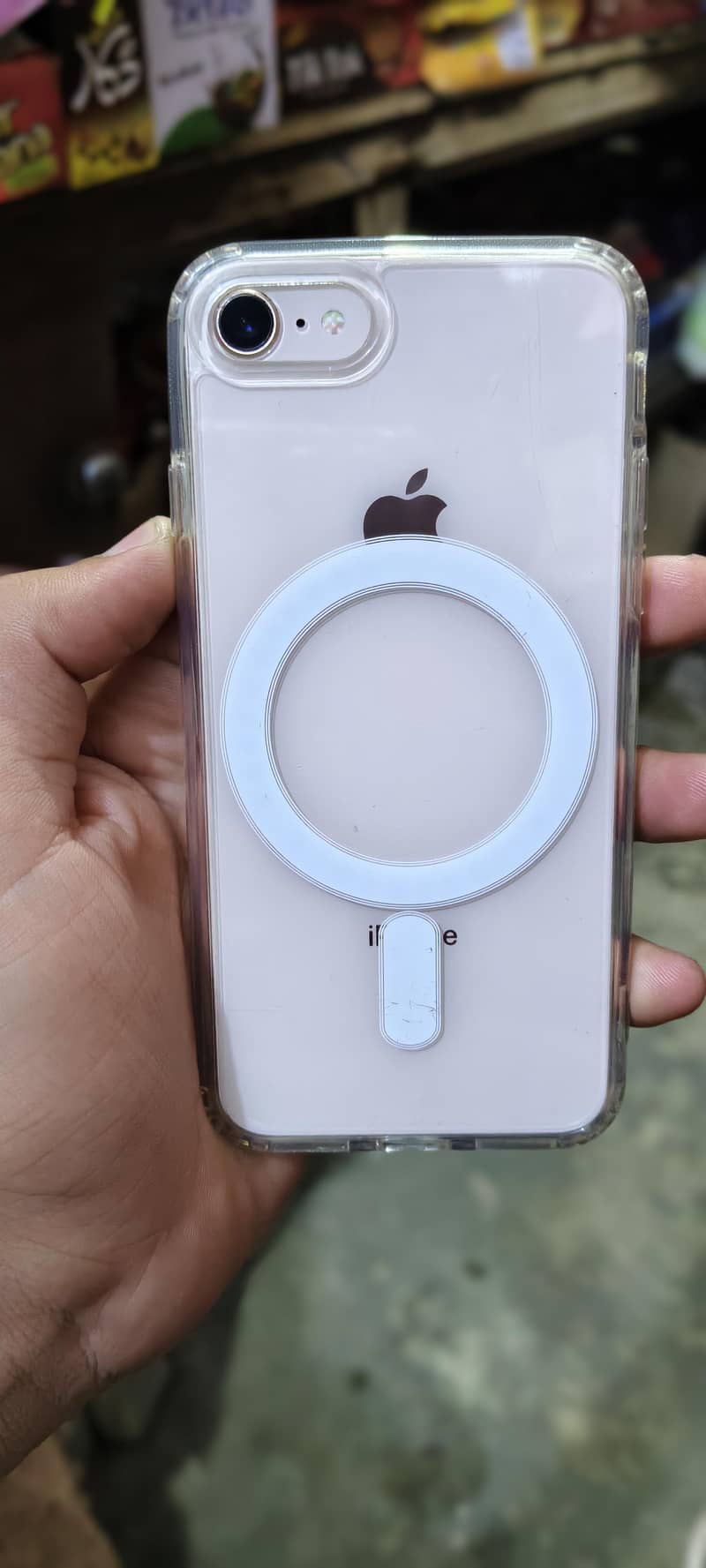 Apple iPhone 8 4