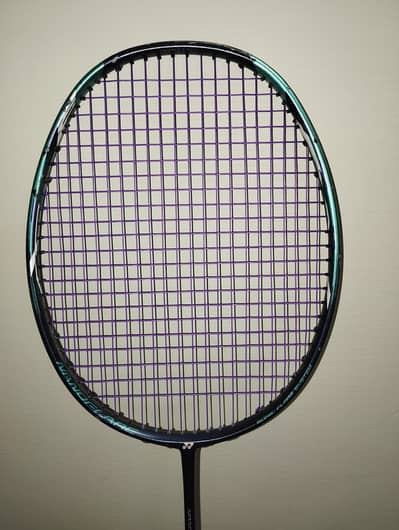 Yonex Nanoflare 700 (Strings BG 65)