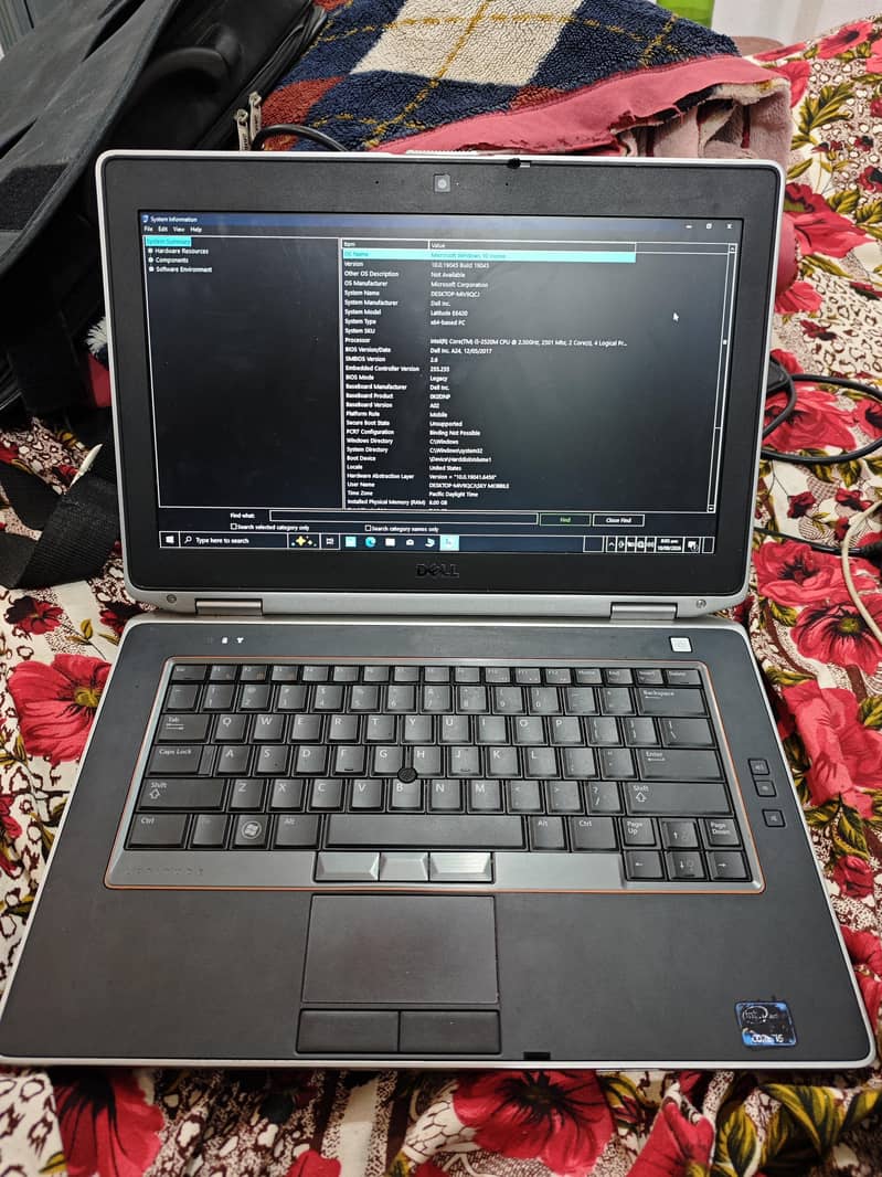 Dell Latitude E6420 0