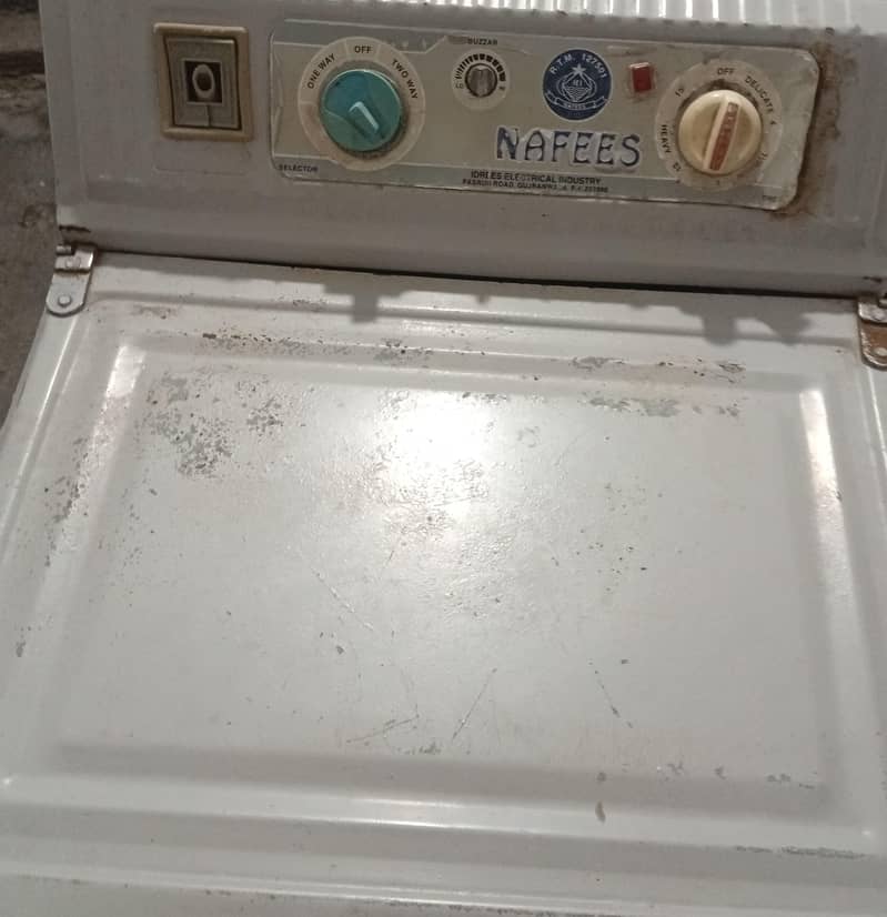 Nafess Washing machine 1