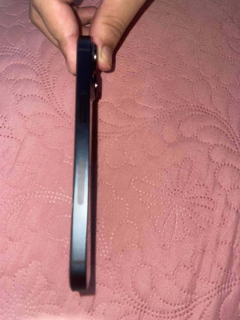 Apple iPhone 14 0