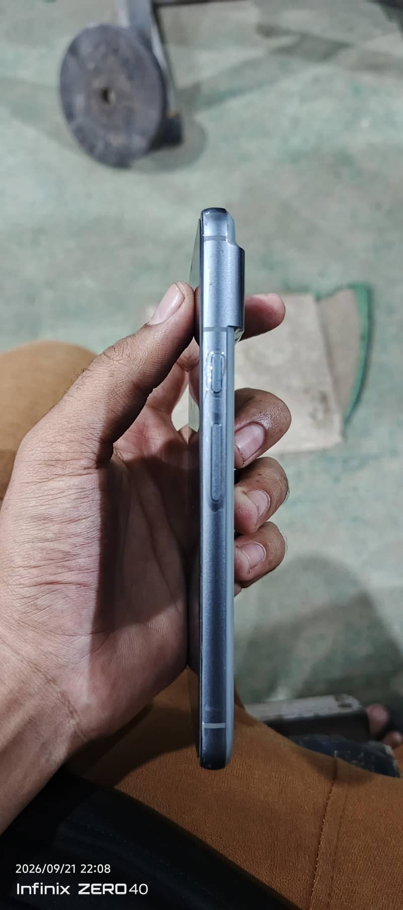 Google Pixel 8 2