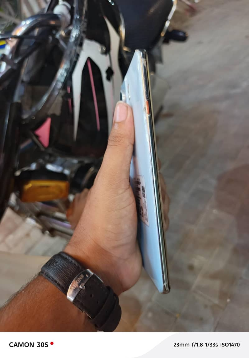 Tecno CAMON 40 Pro 2