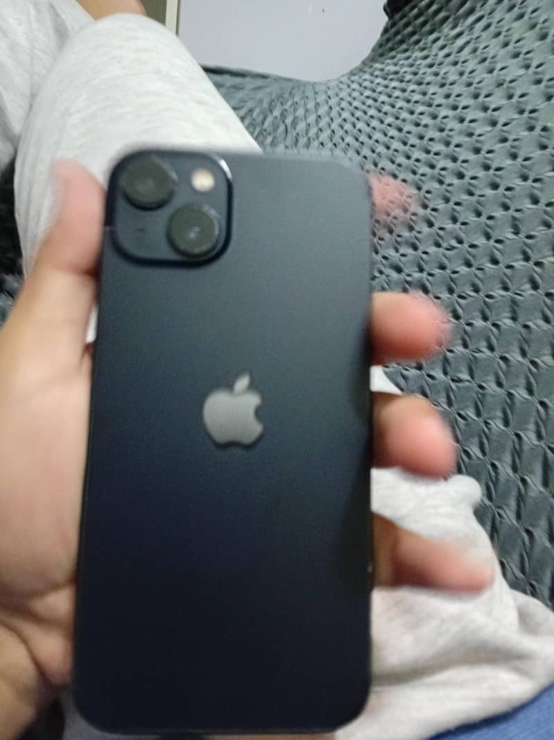 Apple iPhone 13 1