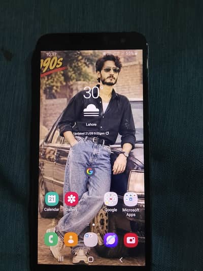 Samsung Mobile J6