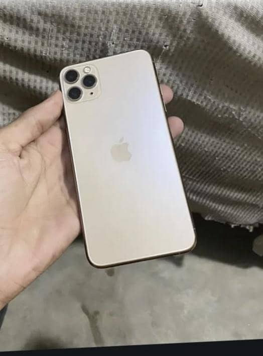 Apple iPhone 11 Pro Max 3
