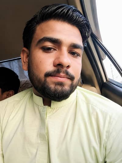 mujhe Kam ki zrorat hai