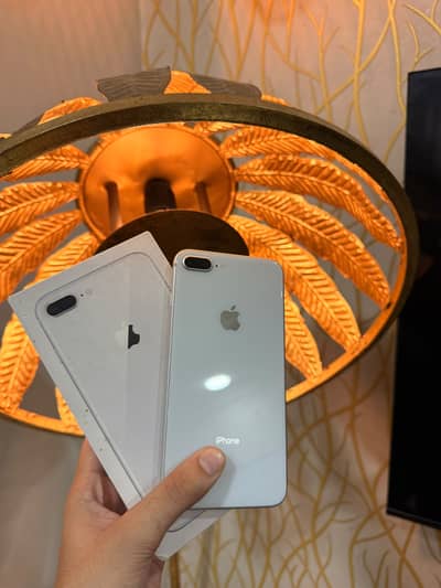 Apple iPhone 8 Plus